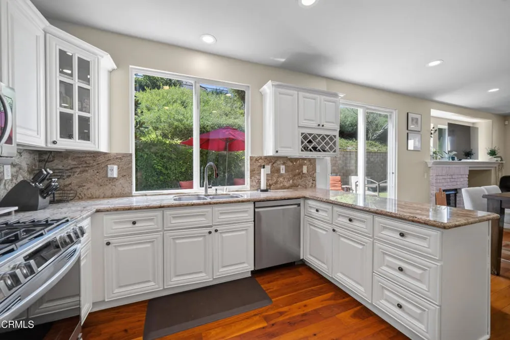 3889 Angeline Street Thousand Oaks, CA 91320