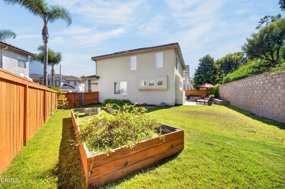 3889 Angeline Street Thousand Oaks, CA 91320
