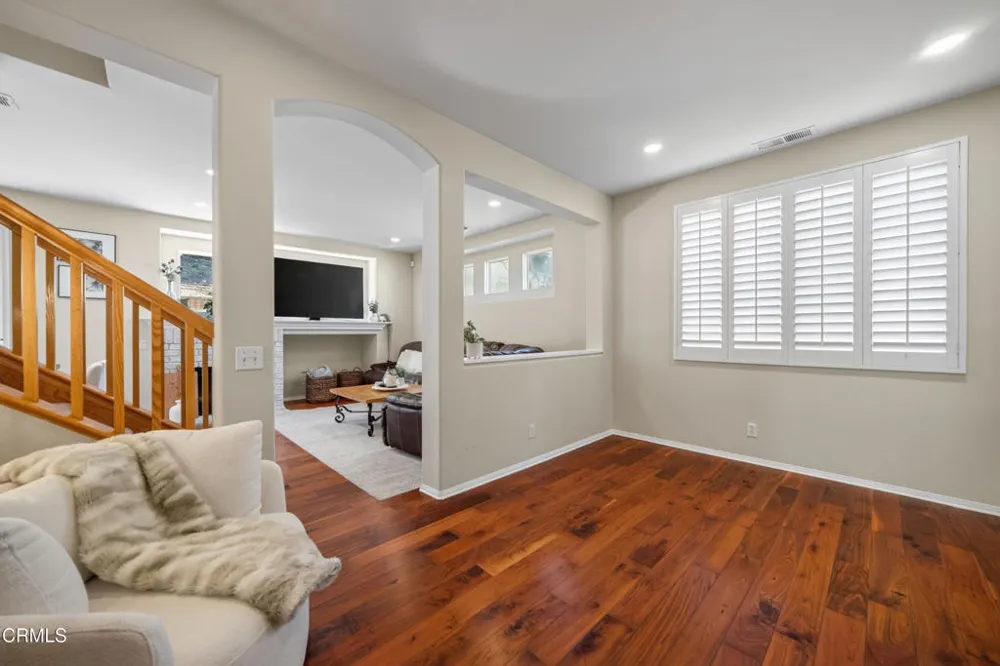 3889 Angeline Street Thousand Oaks, CA 91320