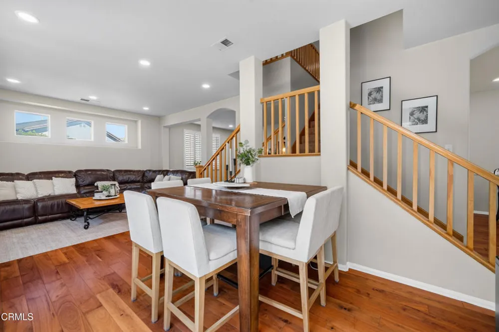 3889 Angeline Street Thousand Oaks, CA 91320