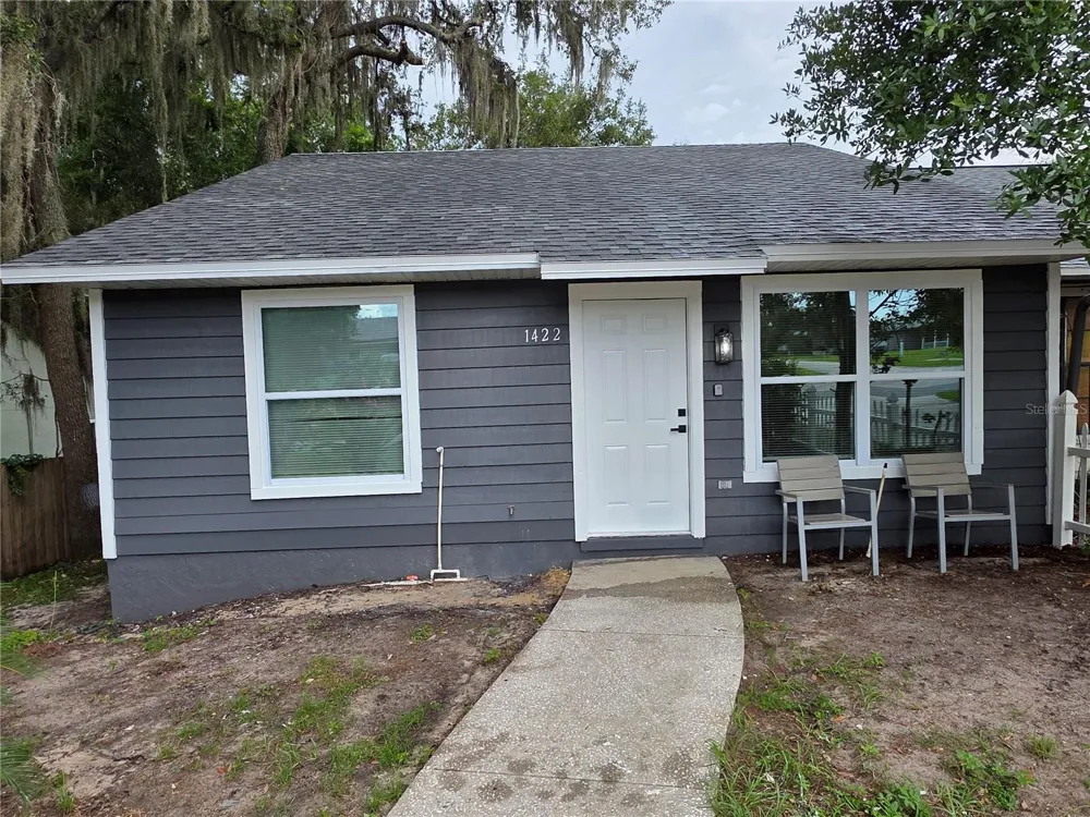 1422 PLYMOUTH AVENUE Mount Dora, FL 32757