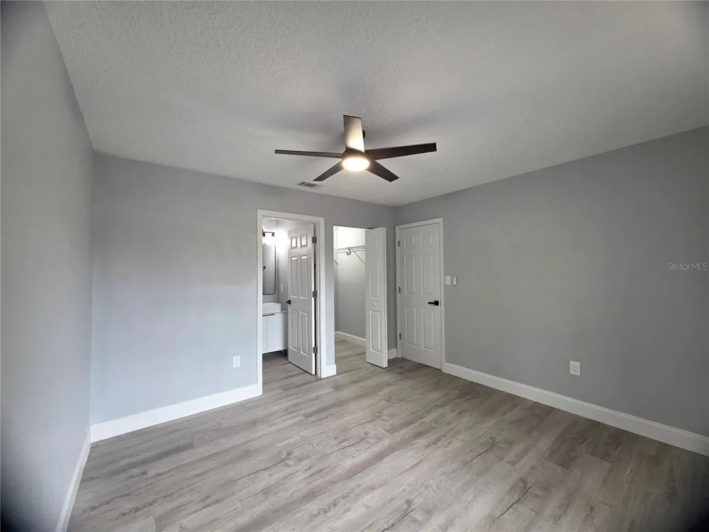 1422 PLYMOUTH AVENUE Mount Dora, FL 32757