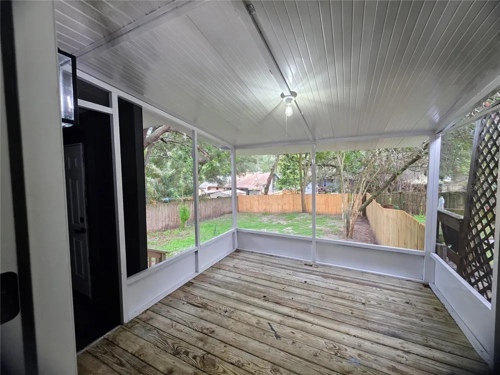 1422 PLYMOUTH AVENUE Mount Dora, FL 32757