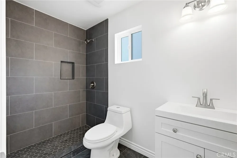 2316 S Alma San Pedro, CA 90731