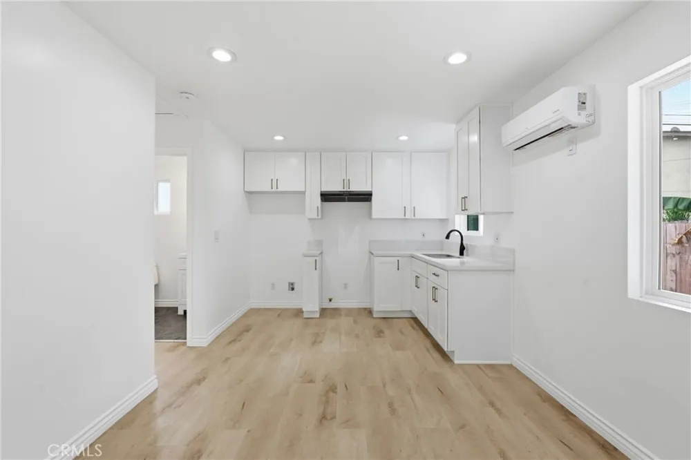 2316 S Alma San Pedro, CA 90731