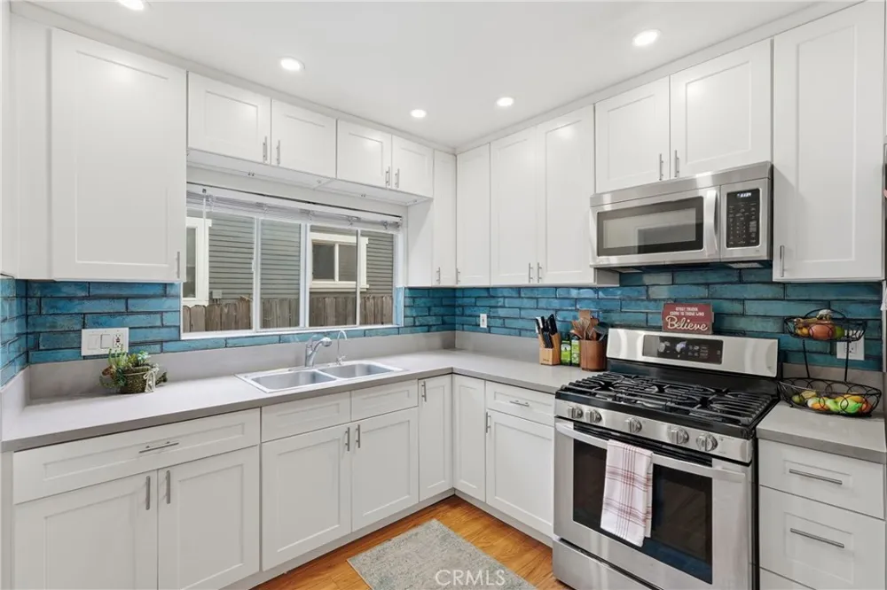 2316 S Alma San Pedro, CA 90731
