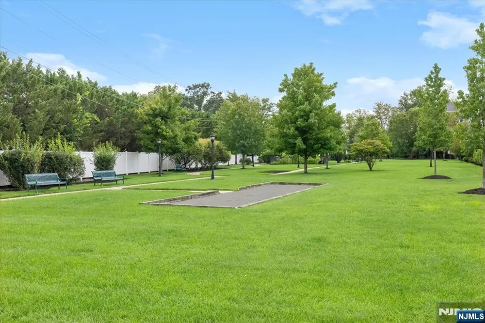 1206 Rio Vista Lane Northvale, NJ 07647
