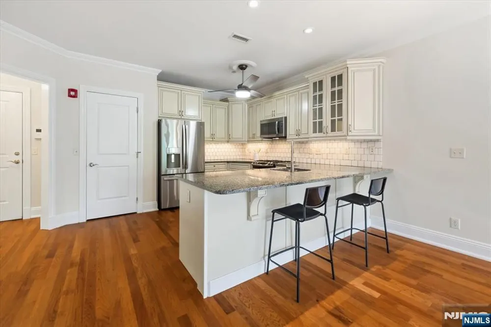 1206 Rio Vista Lane Northvale, NJ 07647