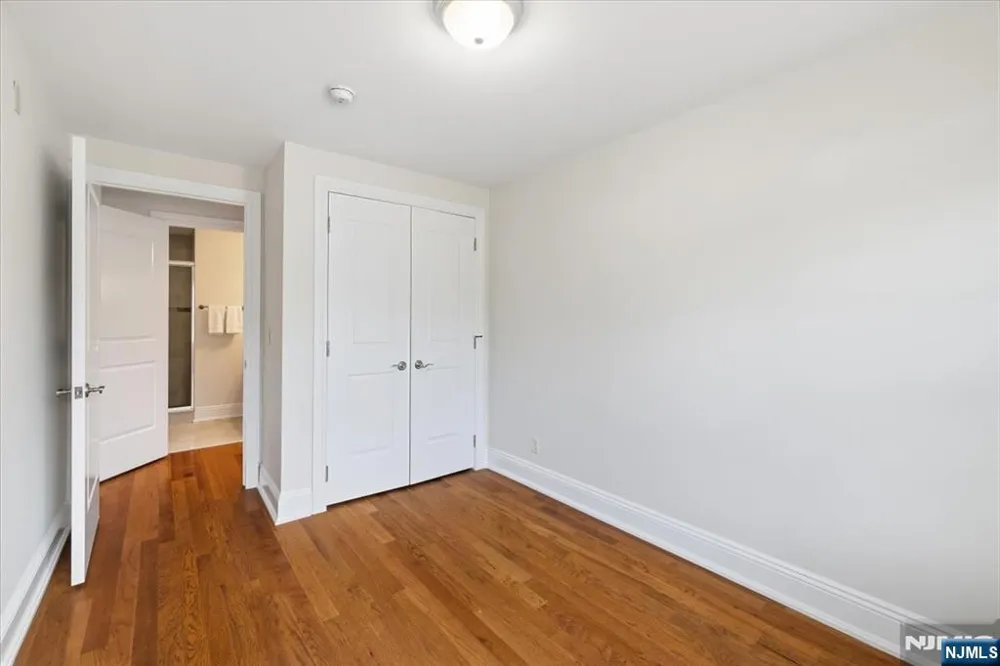 1206 Rio Vista Lane Northvale, NJ 07647