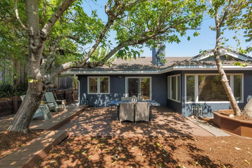48 Williams Lane San Carlos, CA 94070