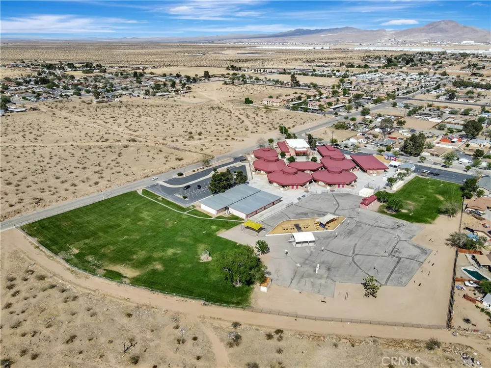 18165 Lilac Adelanto, CA 92301