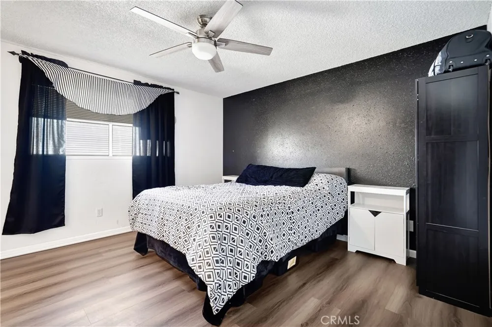 18165 Lilac Adelanto, CA 92301