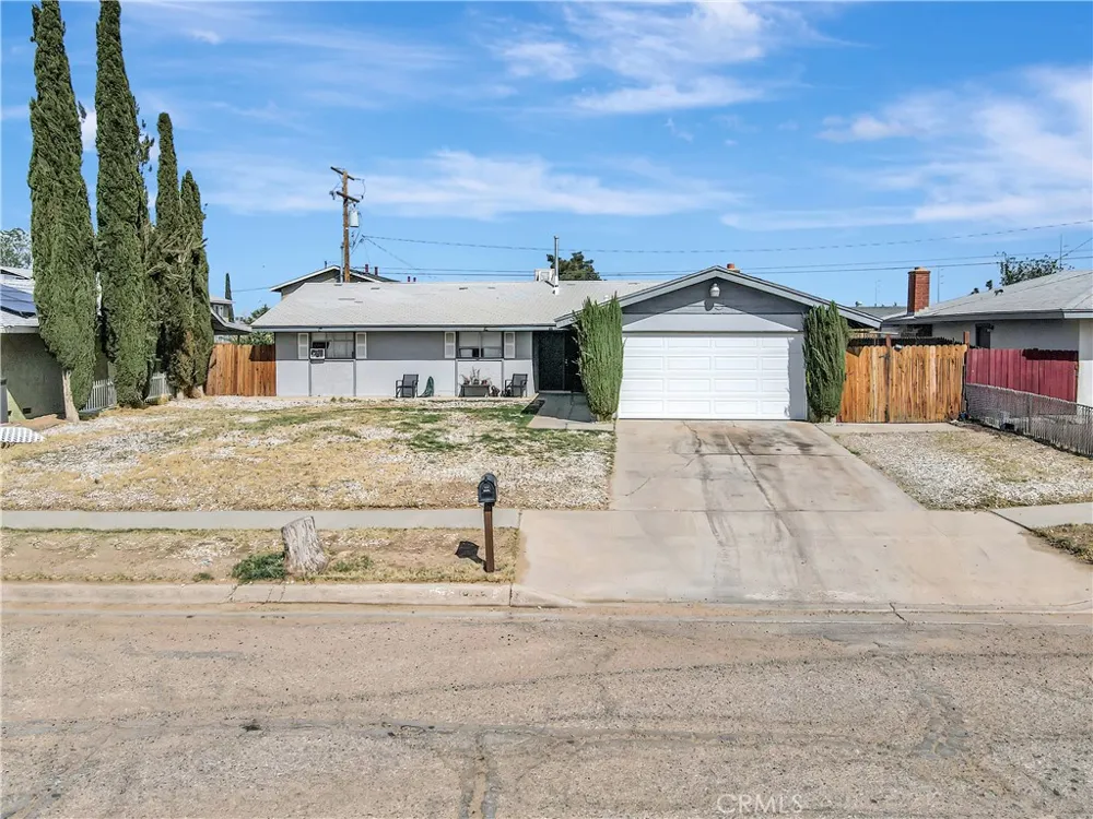 18165 Lilac Adelanto, CA 92301