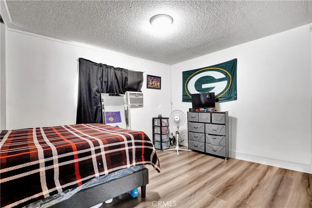 18165 Lilac Adelanto, CA 92301