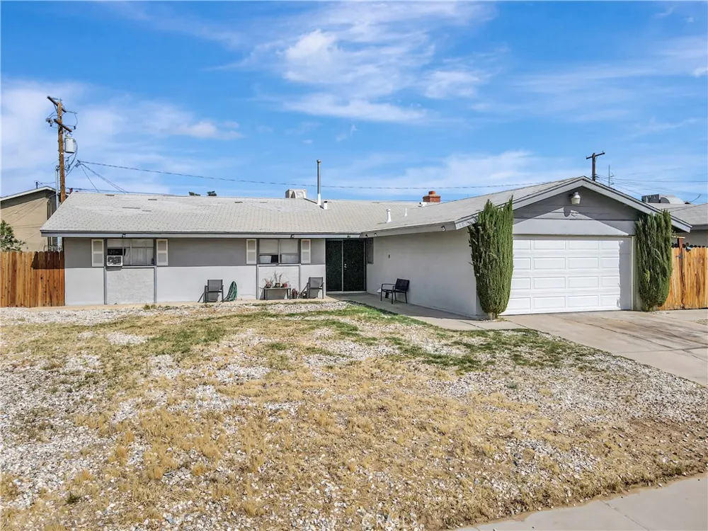 18165 Lilac Adelanto, CA 92301