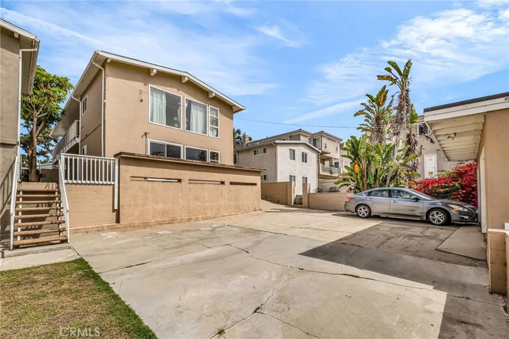 217 Juanita #B Redondo Beach, CA 90277