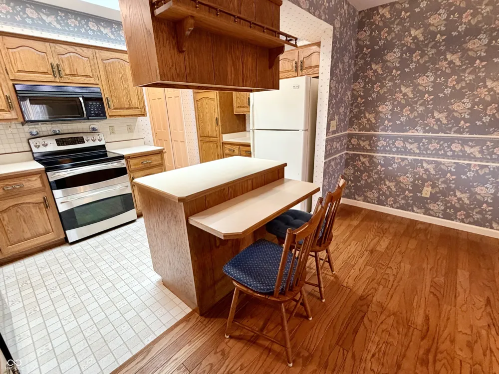 1926 Saint James Place Anderson, IN 46012