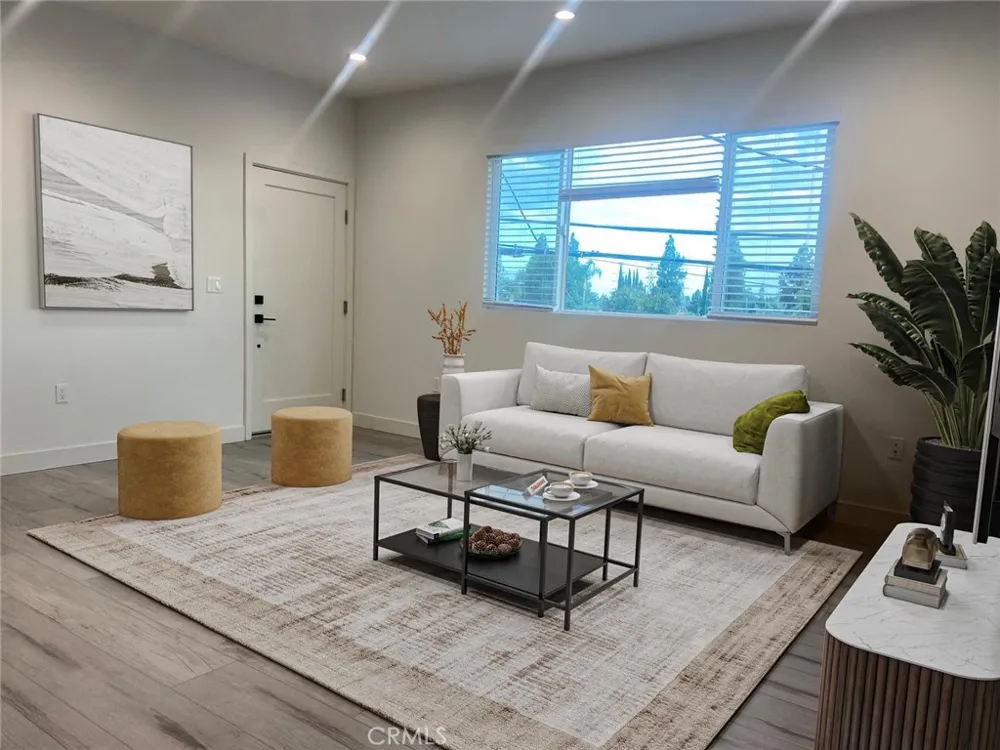 10453 Etiwanda Avenue Porter Ranch, CA 91326
