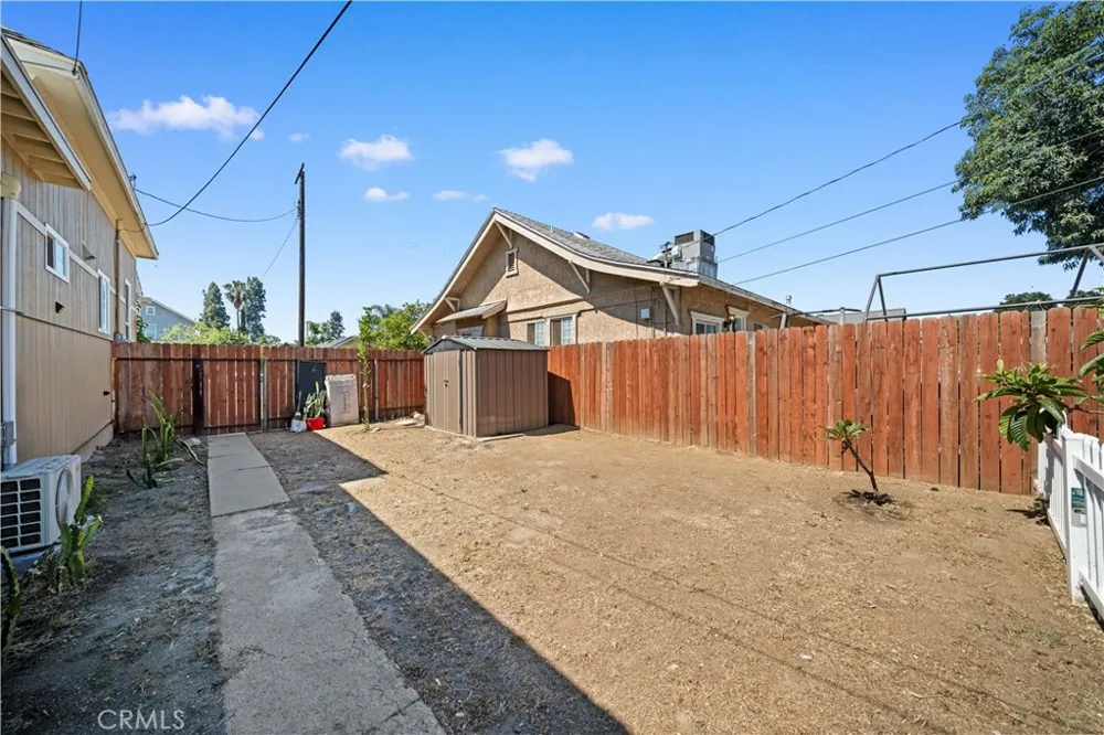 645 W Center Street Pomona, CA 91768