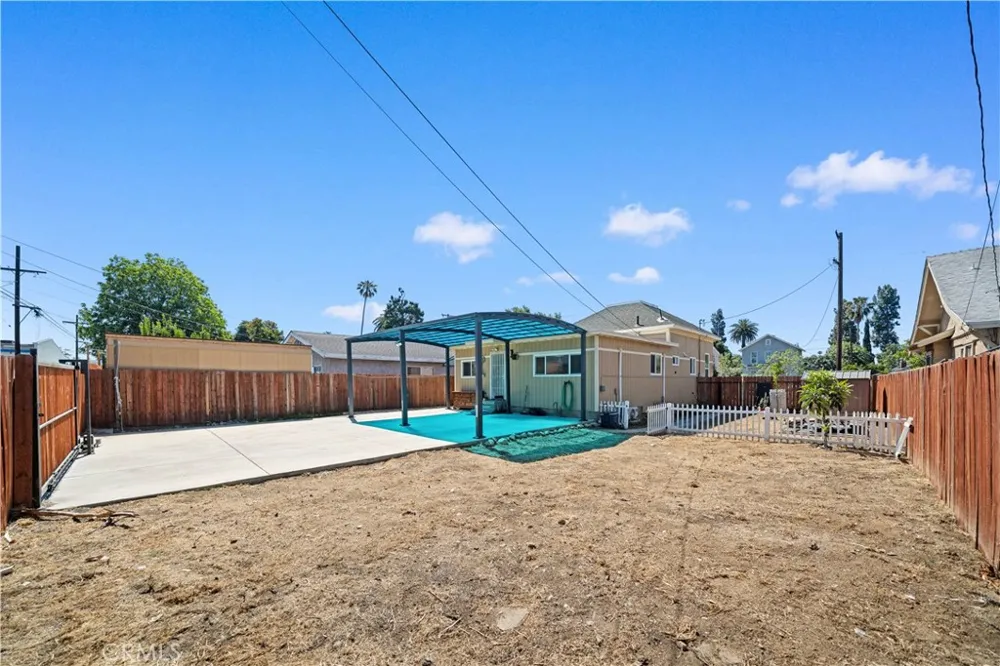 645 W Center Street Pomona, CA 91768