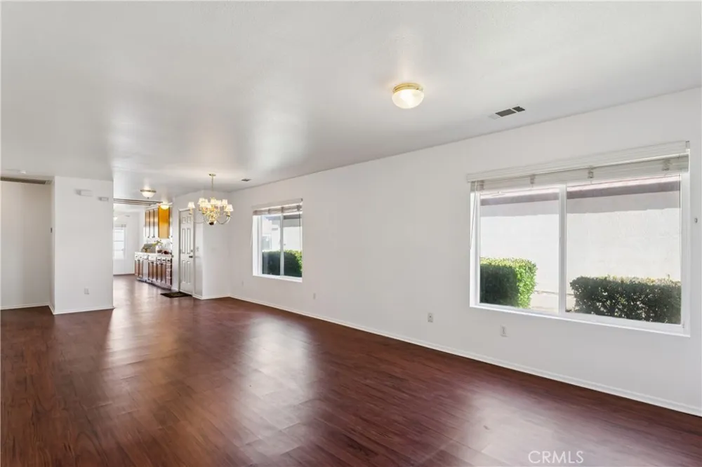 11561 Park Lane Apple Valley, CA 92308