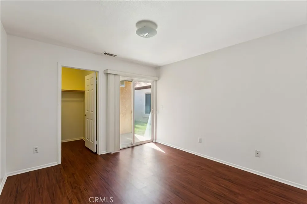 11561 Park Lane Apple Valley, CA 92308