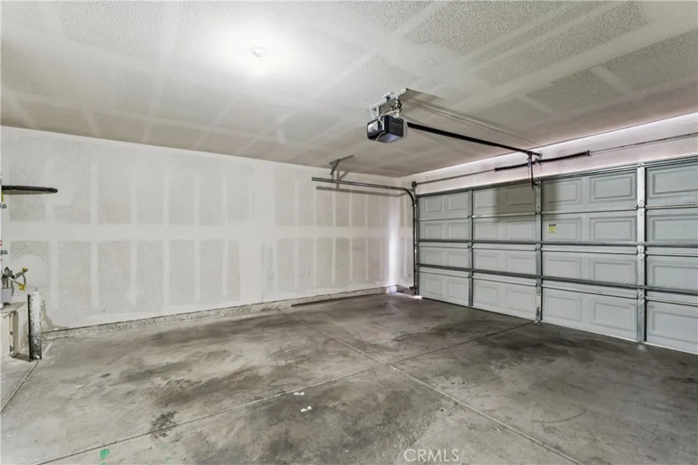 11561 Park Lane Apple Valley, CA 92308