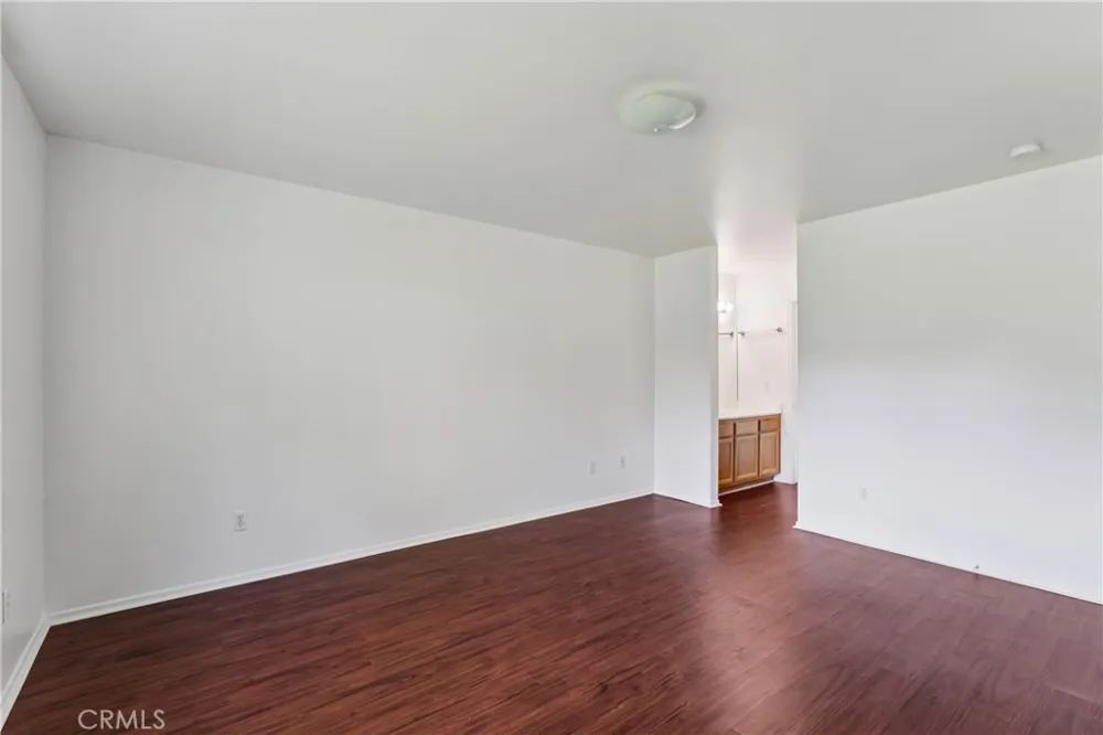 11561 Park Lane Apple Valley, CA 92308