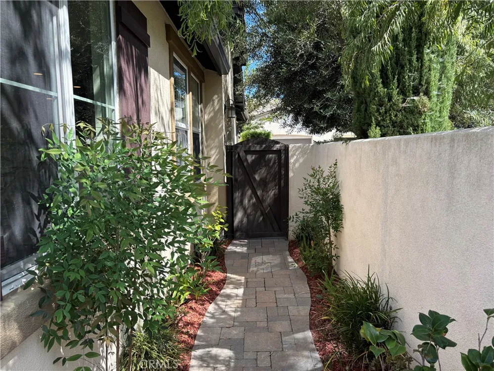4816 E Washington Orange, CA 92869