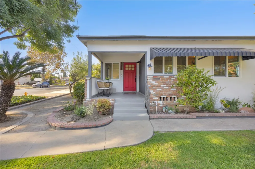 101 E 35th Long Beach, CA 90807
