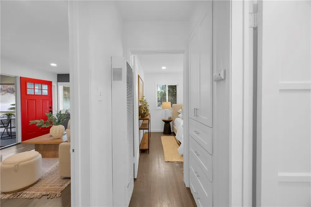 101 E 35th Long Beach, CA 90807