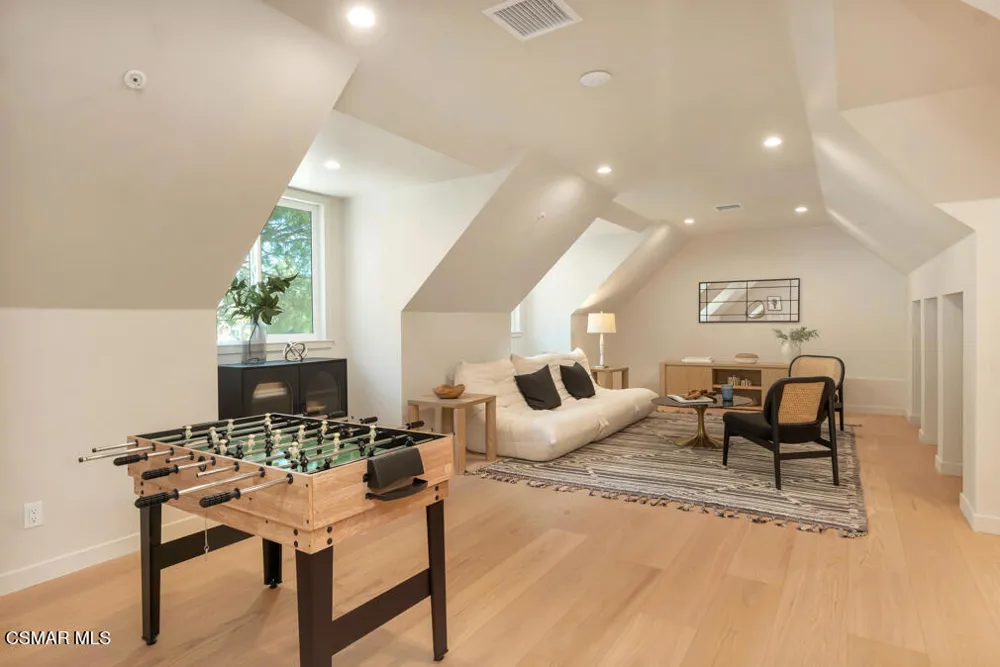 5354 Lewis Road Agoura Hills, CA 91301