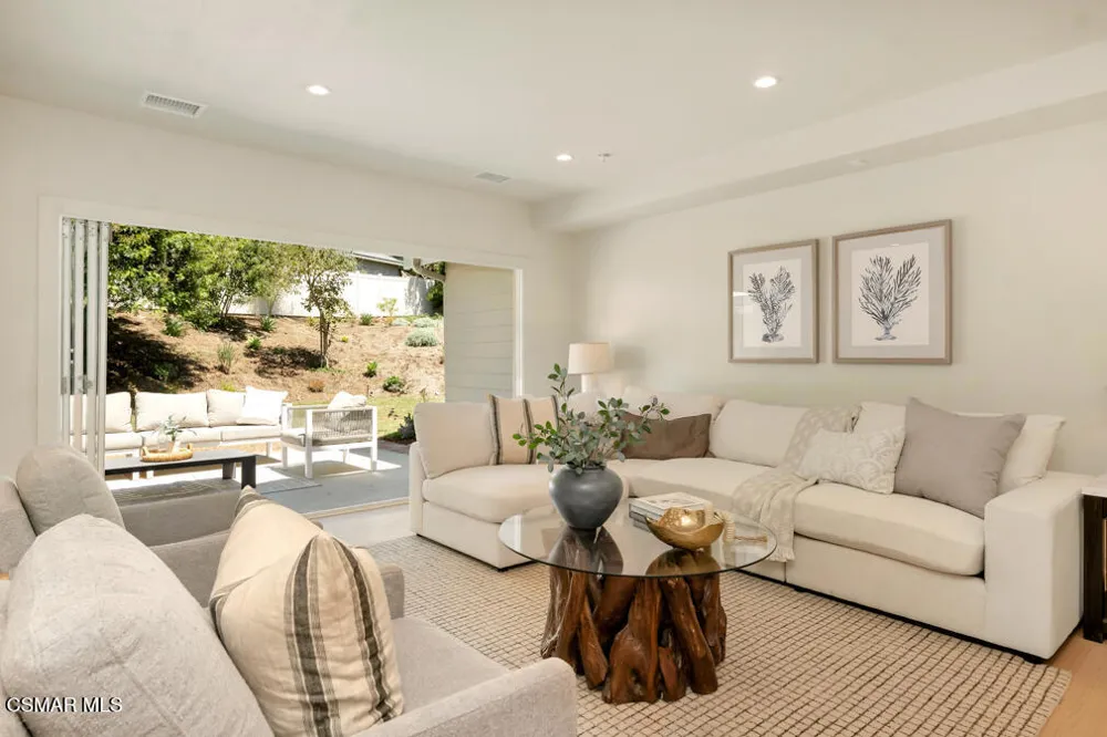 5354 Lewis Road Agoura Hills, CA 91301