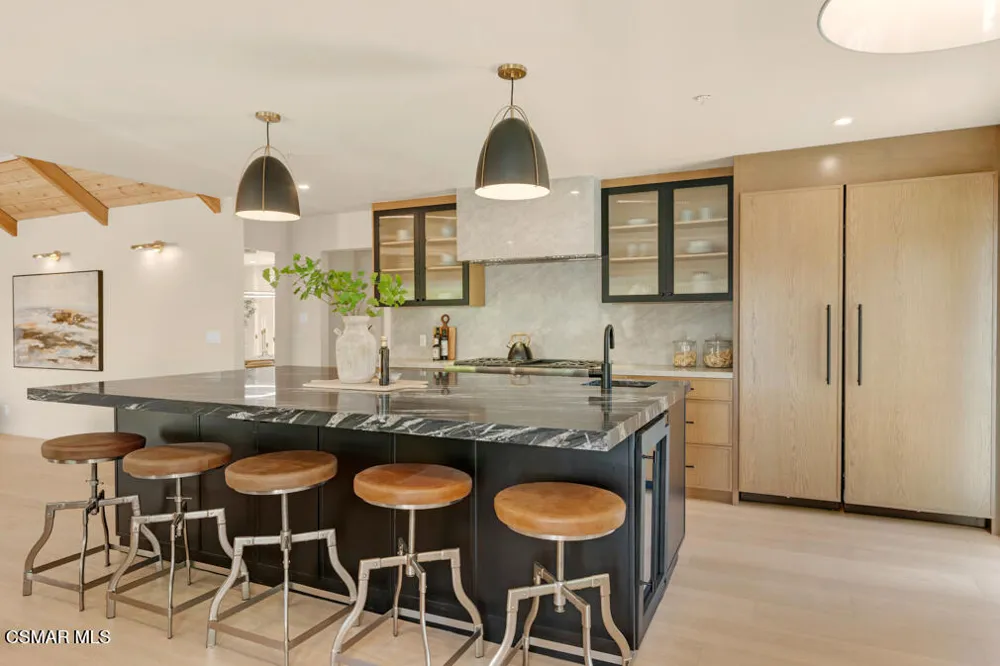 5354 Lewis Road Agoura Hills, CA 91301