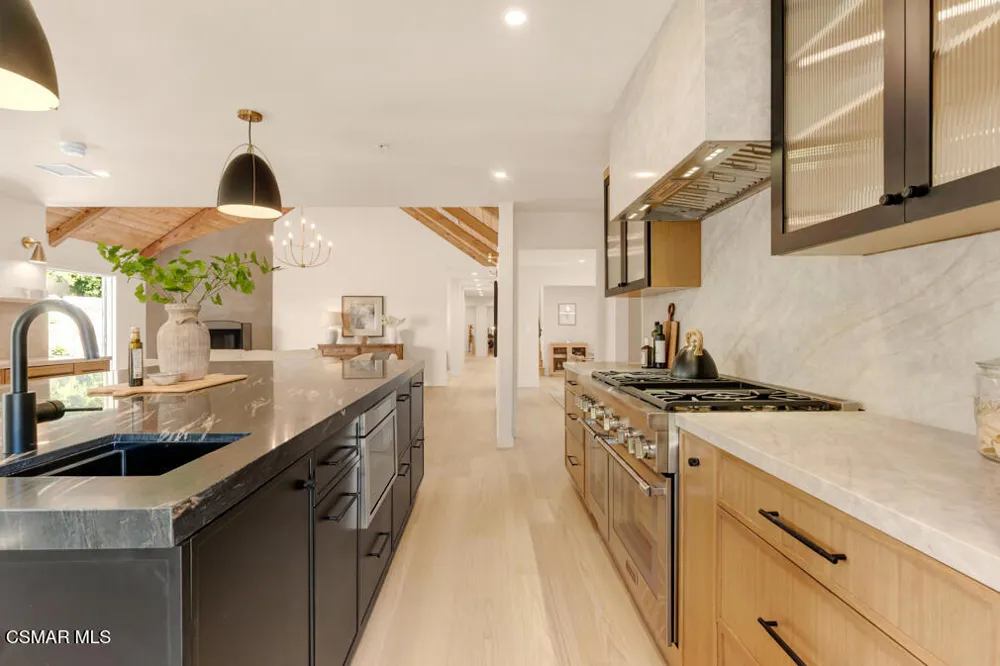 5354 Lewis Road Agoura Hills, CA 91301