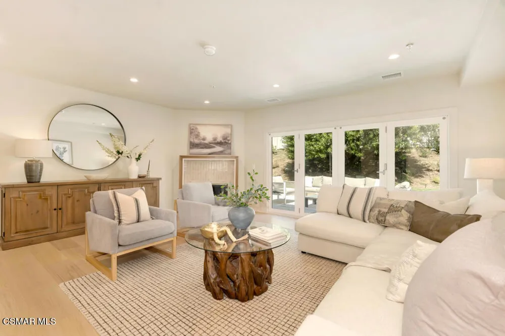 5354 Lewis Road Agoura Hills, CA 91301
