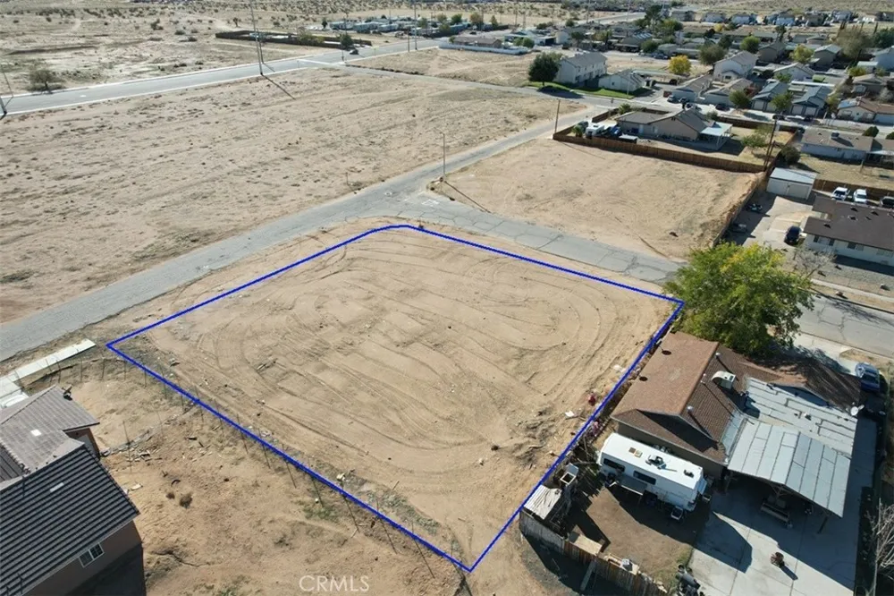 2 Hardy Adelanto, CA 92301