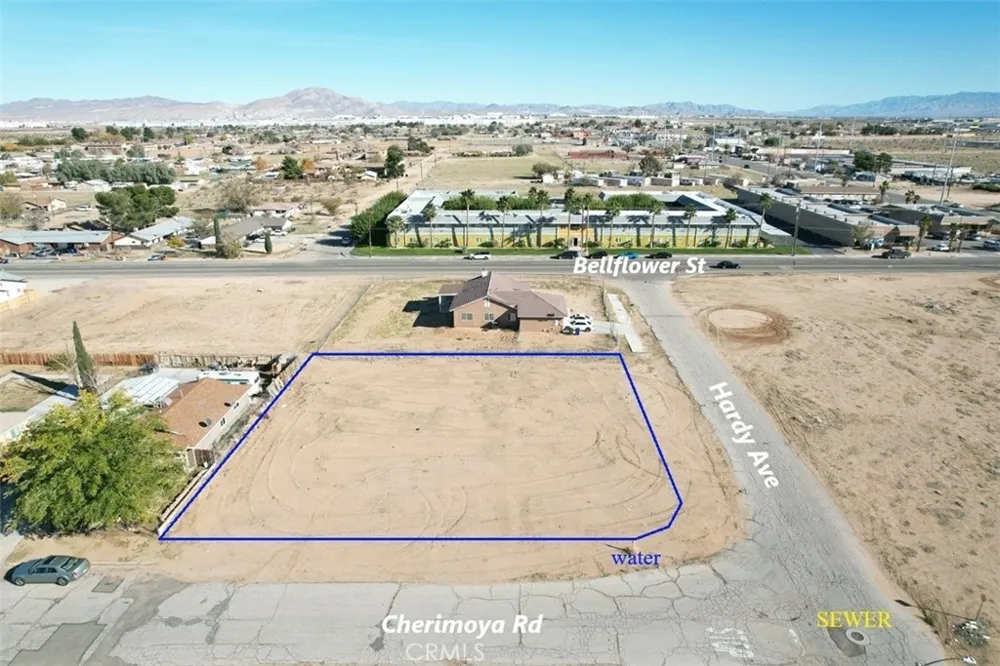 2 Hardy Adelanto, CA 92301