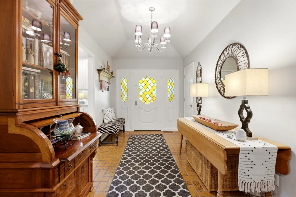 2905 Robin Lane Muskogee, OK 74403