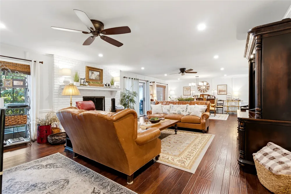 2905 Robin Lane Muskogee, OK 74403