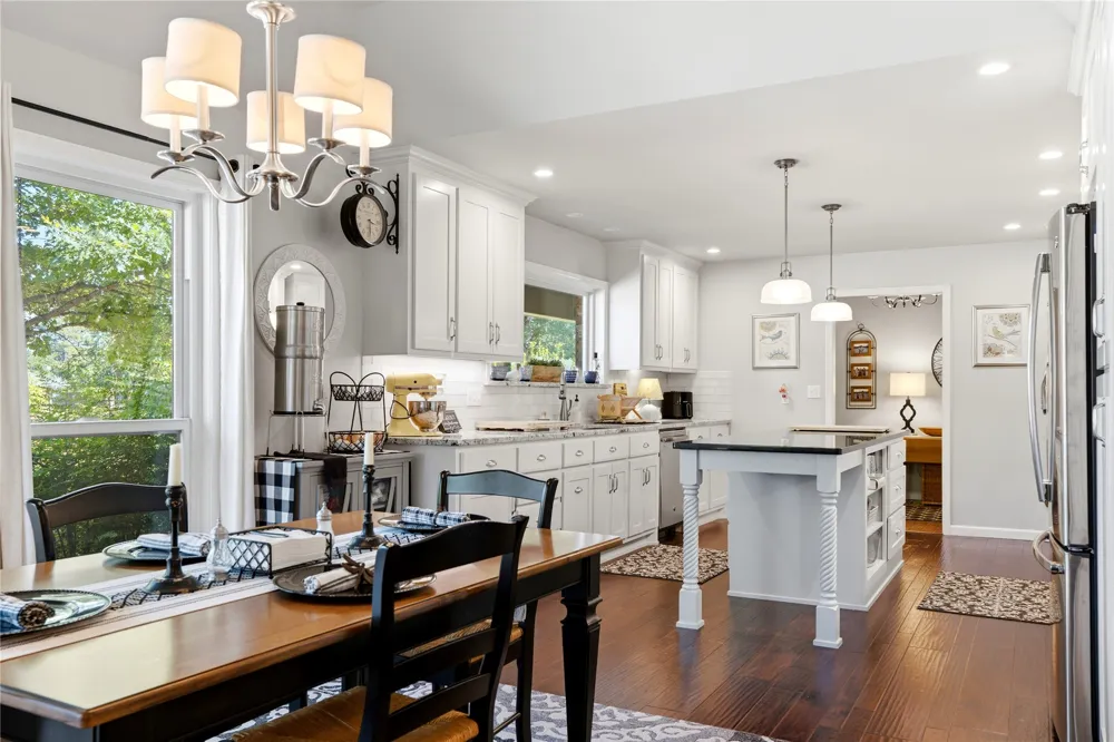 2905 Robin Lane Muskogee, OK 74403