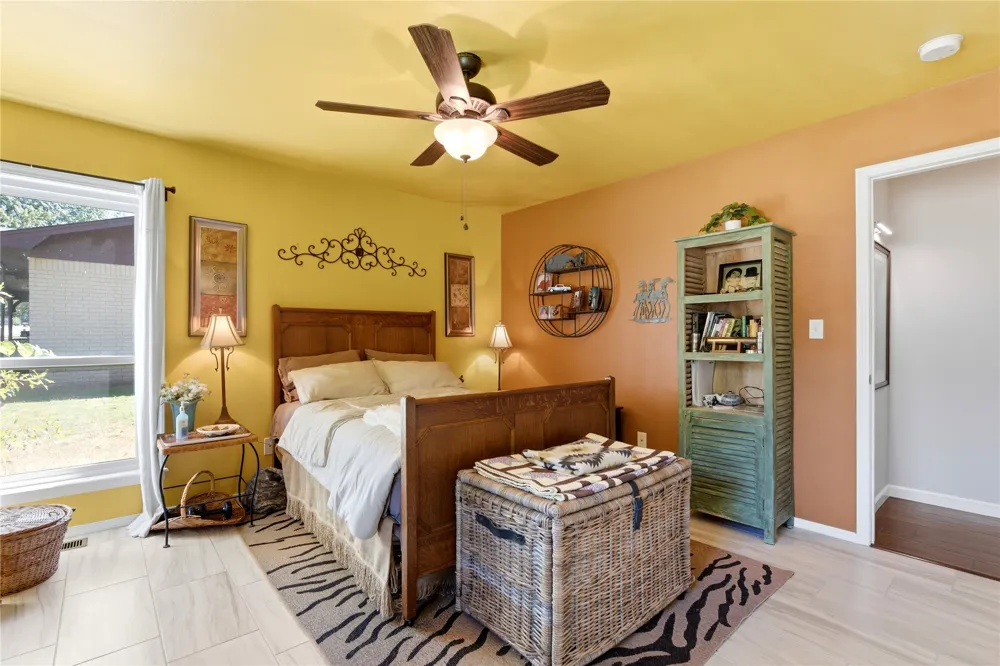 2905 Robin Lane Muskogee, OK 74403