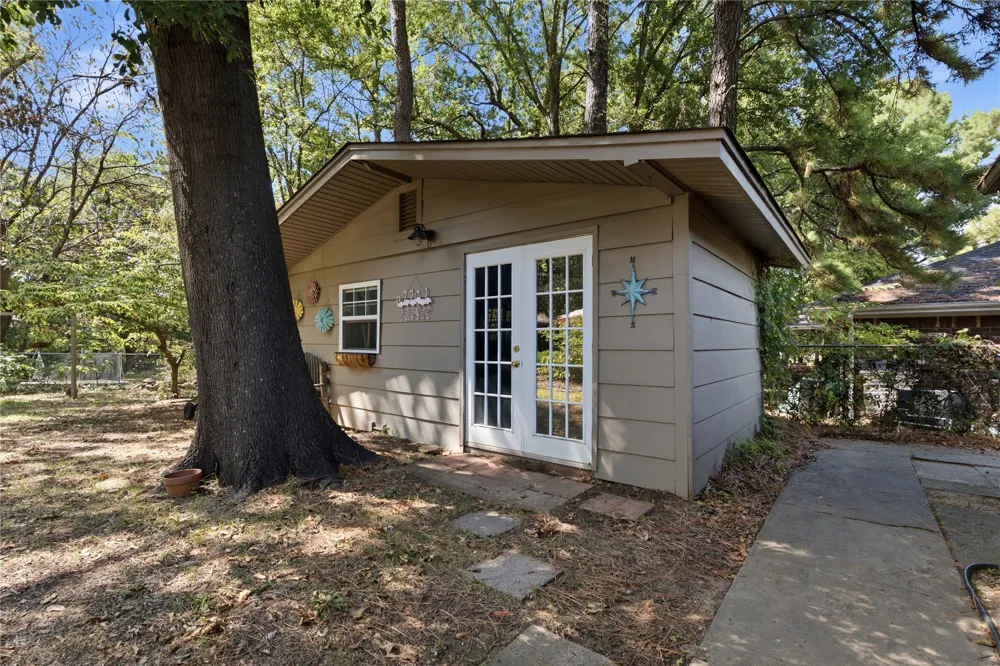 2905 Robin Lane Muskogee, OK 74403