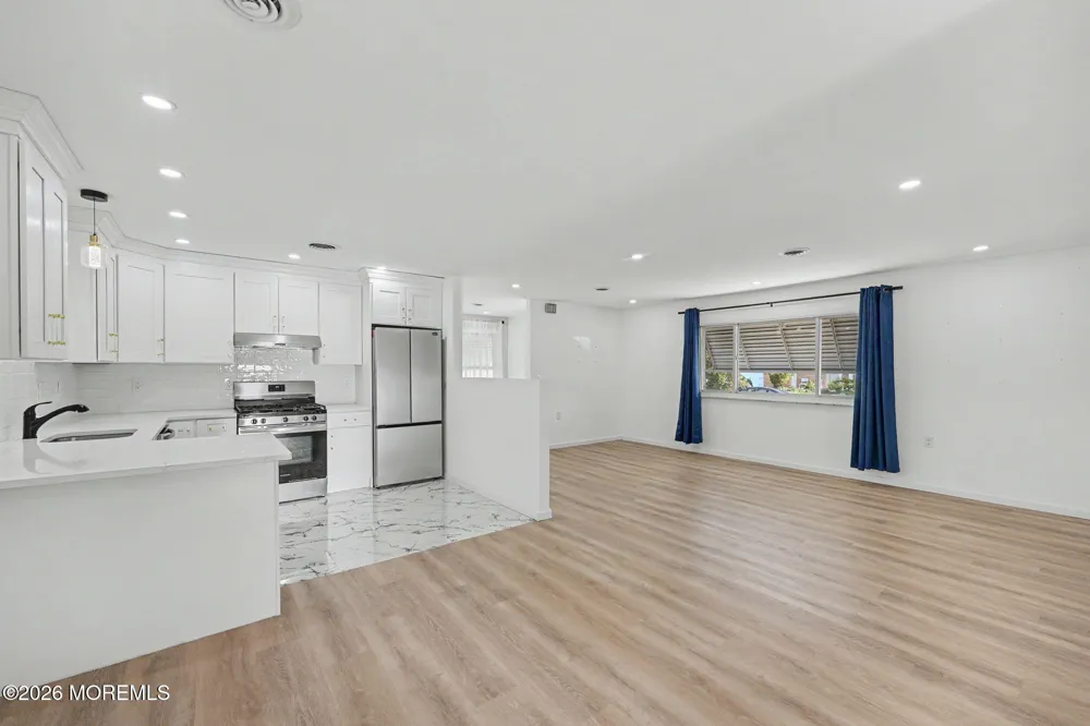 3 Mount Kisco Drive Toms River, NJ 08753