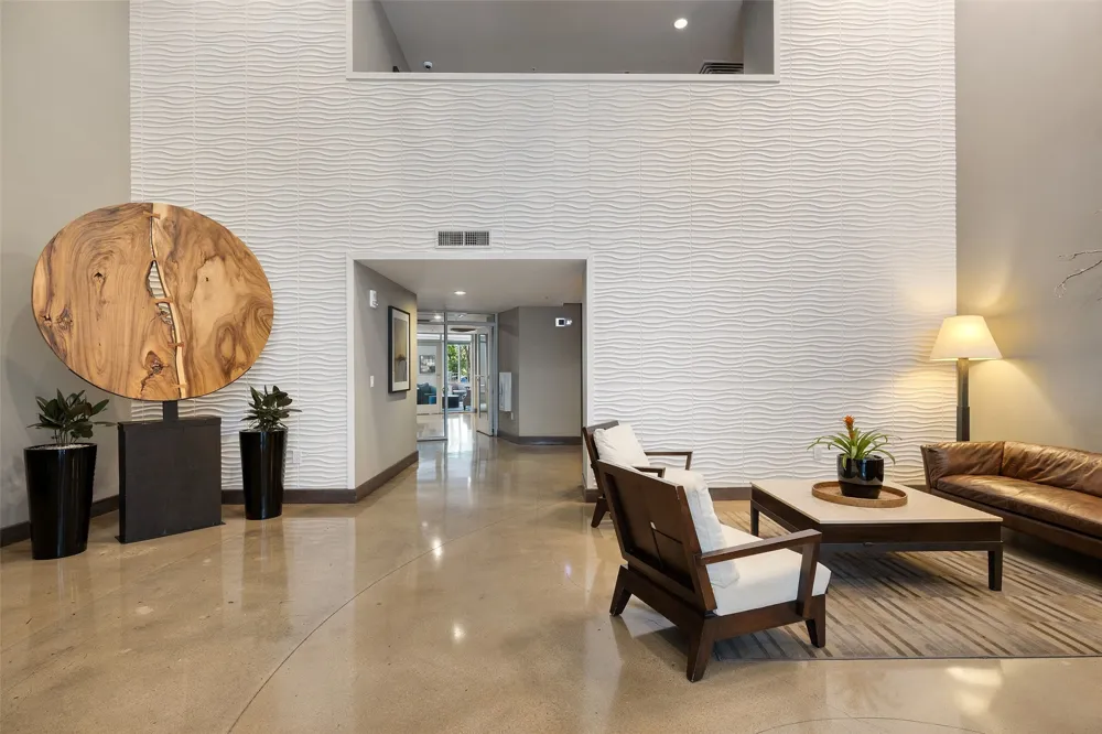 54 Rainey Street #502 Austin, TX 78701