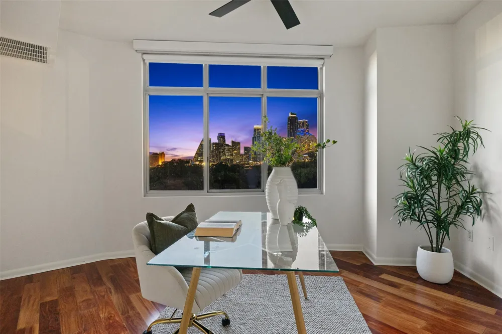 54 Rainey Street #502 Austin, TX 78701
