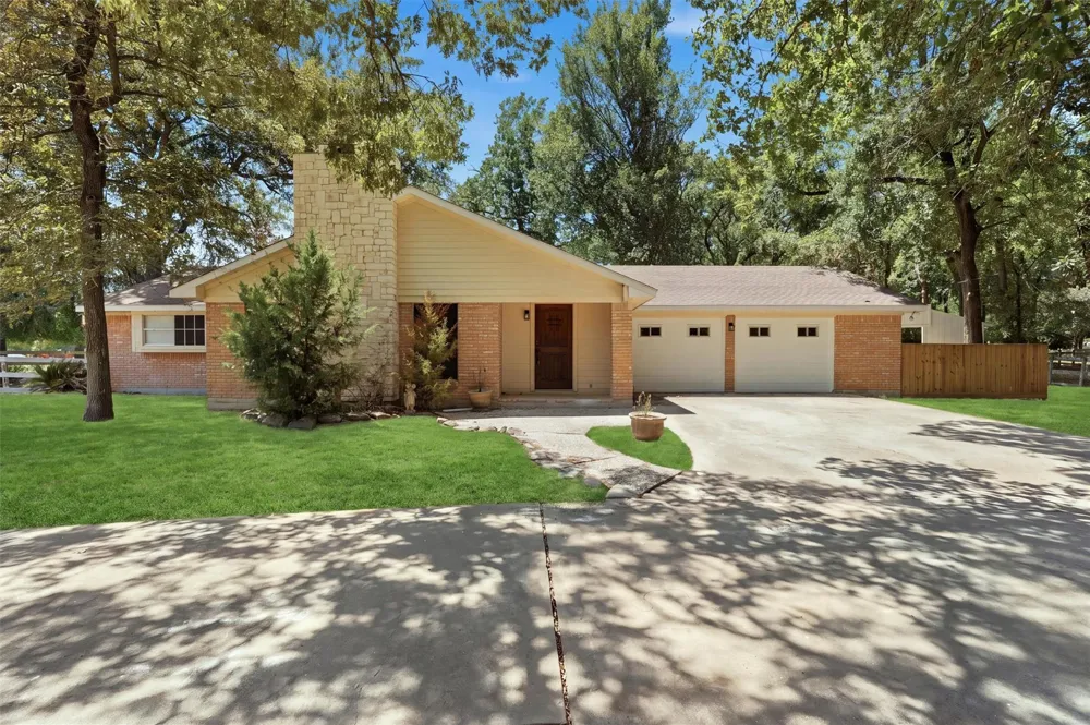 21927 Allyson Road Magnolia, TX 77354