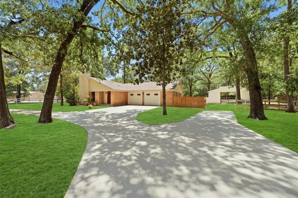 21927 Allyson Road Magnolia, TX 77354
