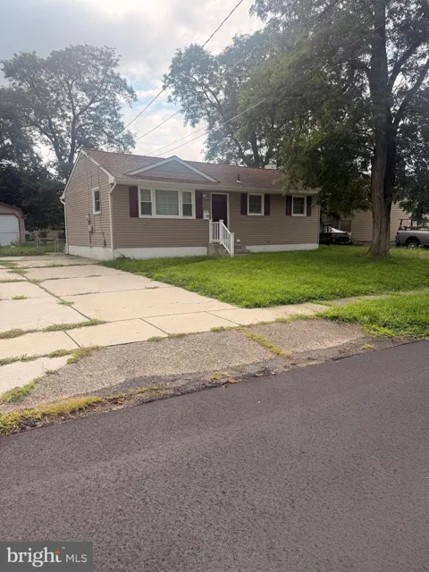 127 TRINITY AVENUE