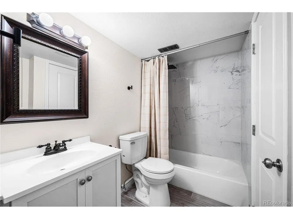 911 Candytuft Pueblo, CO 81001